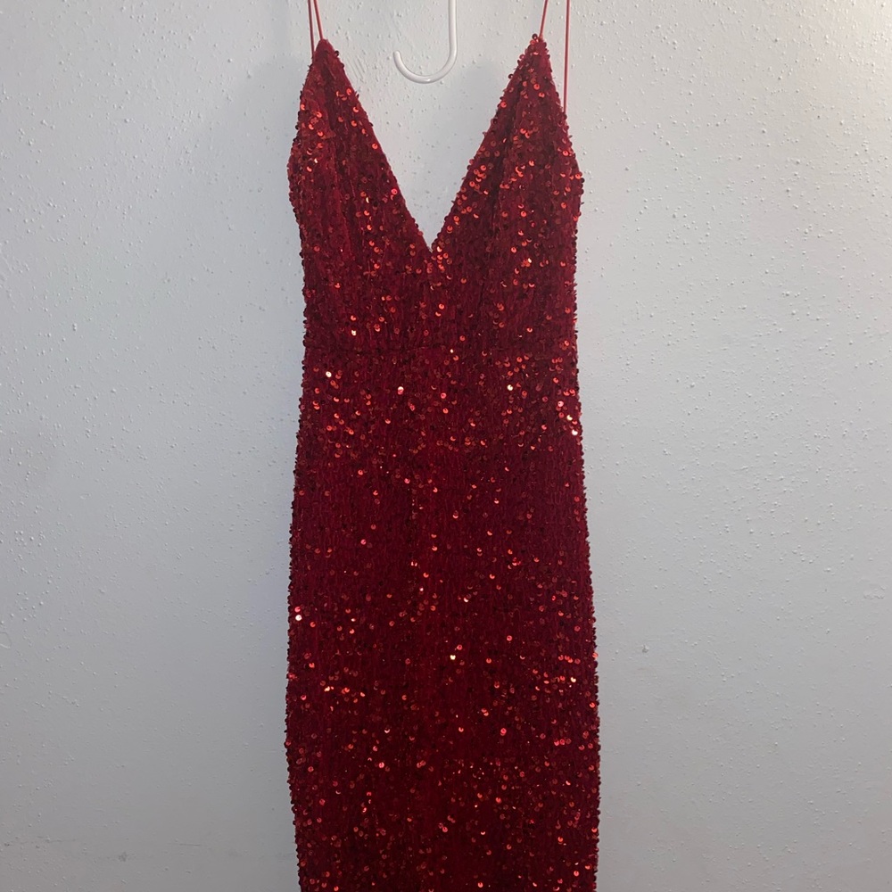 Red sparkly formal dress. Size Medium.